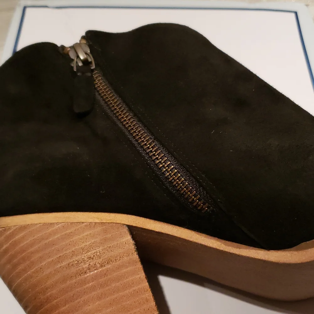 SUSINA Boots Suede Leather Fashion Bootie NEW Comfort Heel Women's 11 BLACK